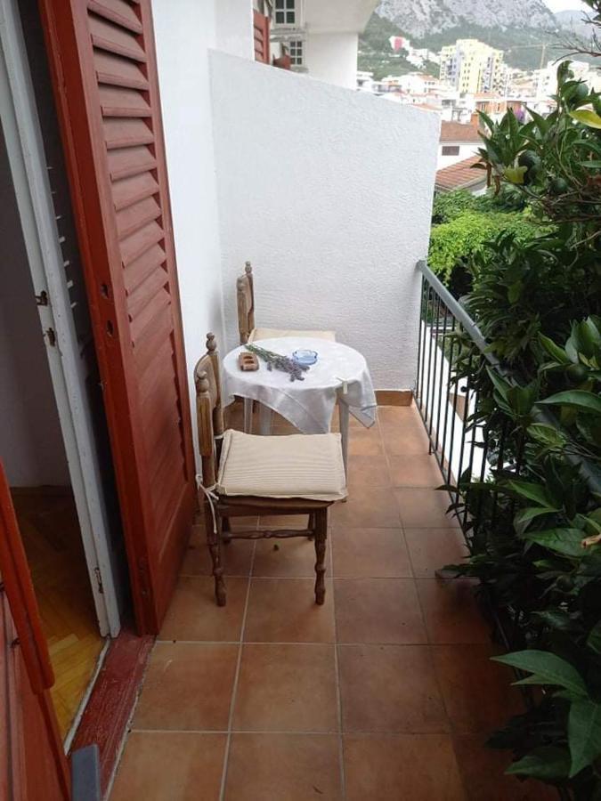 Studio Darija For 2 Persons S Terasom Wi-Fi & Parking Appartamento Makarska Esterno foto